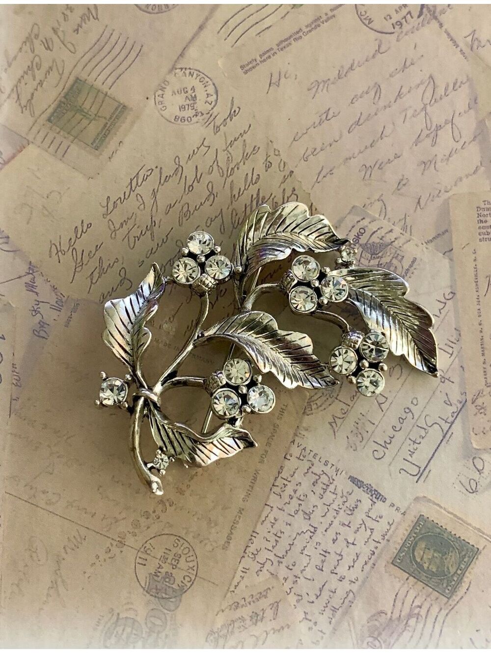 Vintage Elegant Silver Leaf Brooch with Sparkling Crystal Accents #ShinyStyle